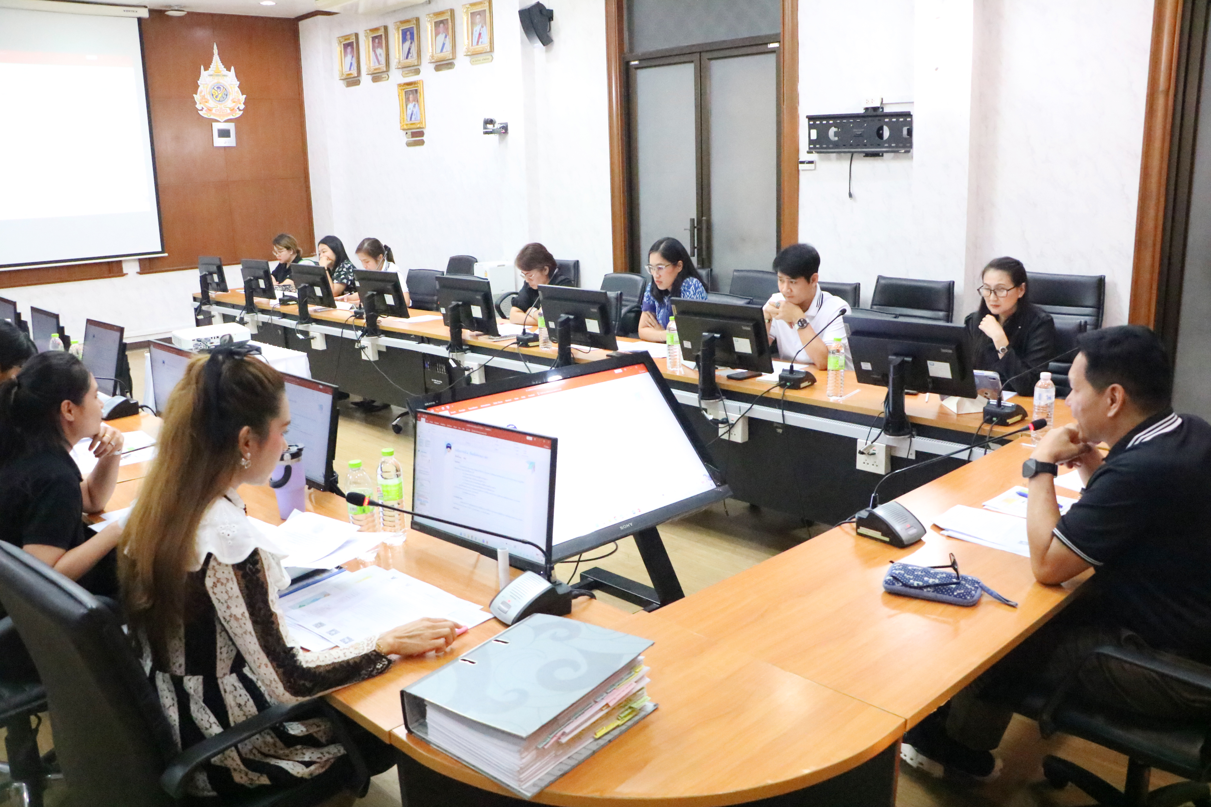 title - ส.ป.ก. ประชุมคณะทำงานกำหนดกรอบการประเมินผลการปฏิบัติราชการตามคำรับรองการปฏิบัติราชการระดับหน่วยงานของสำนักบริหารกองทุน และ ส.ป.ก. จังหวัด ประจำปีงบประมาณ พ.ศ. 2569 รอบที่ 1 